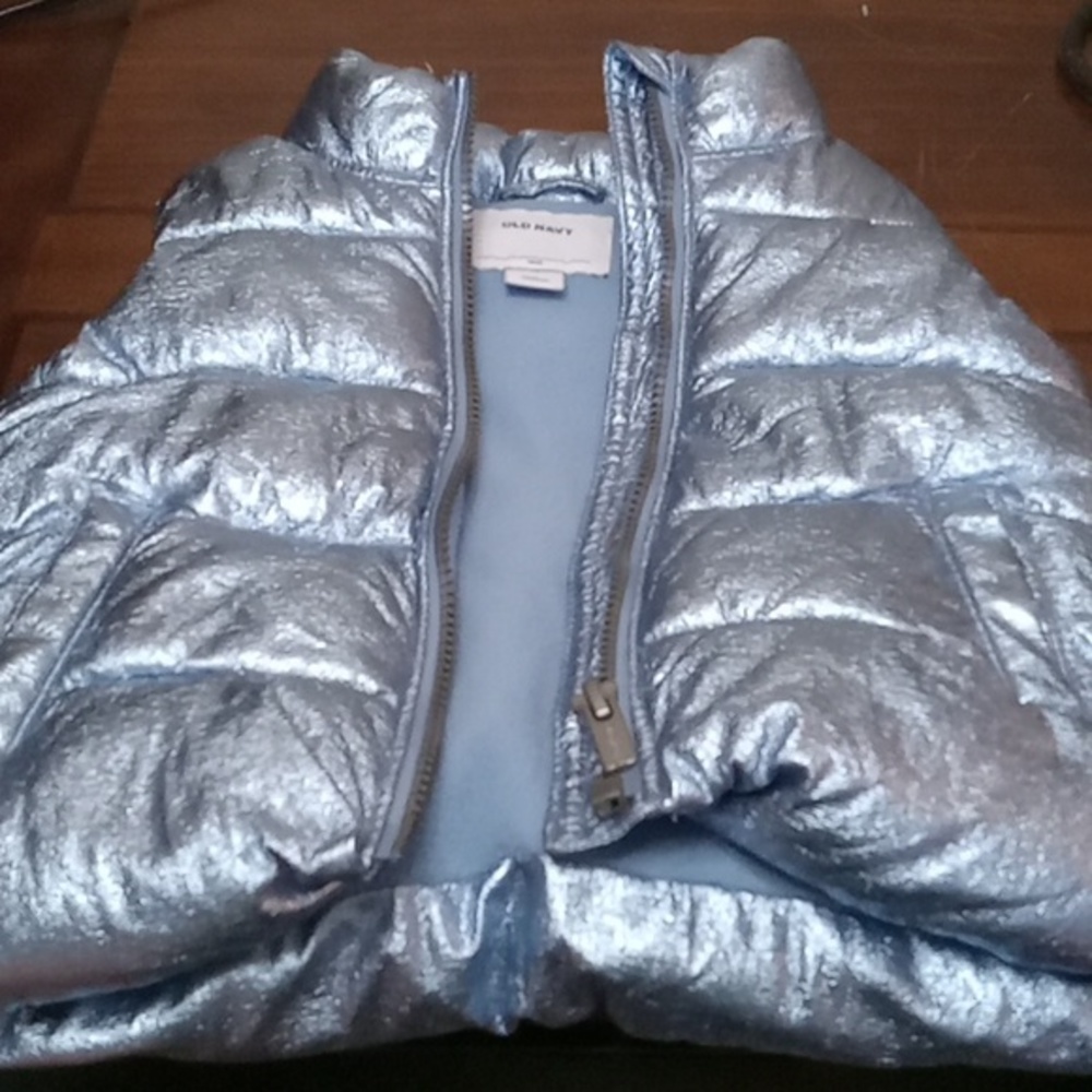 OLD NAVY CHILDS PUFFER VEST